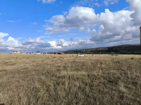 Участок в Крым, Бахчисарайский район, Каштановское с/пос, с. Отрадное ...