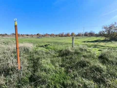Участок в Крым, Симферопольский район, с. Родниково  (7.0 сот.)