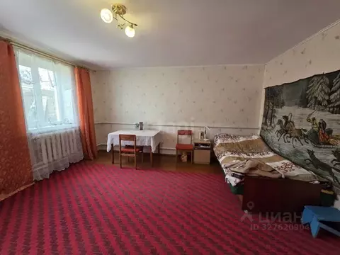 Дом в Крым, Сакский район, Ореховское с/пос, с. Червоное ул. ...