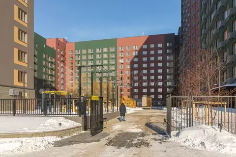 1-к кв. Тюменская область, Тюмень ул. Республики, 204к12 (41.5 м)
