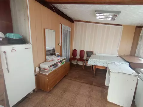 Дом в Оренбургская область, Оренбургский район, Нежинский сельсовет, ...