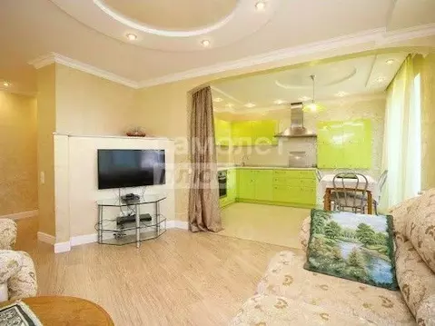 3-к кв. Самарская область, Тольятти ул. 40 лет Победы, 11А (80.0 м)