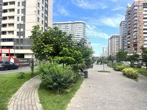 Торговая площадь в Краснодарский край, Краснодар бул. Адмиралтейский, ...