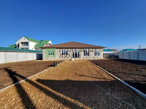 Дом в Крым, Евпатория городской округ, Заозерное пгт ул. Аллея Дружбы ...