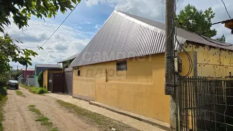 Дом в Оренбургская область, Оренбургский район, Нежинский сельсовет, ...