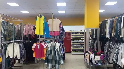 Торговая площадь в Оренбургская область, Светлинский поссовет, пос. ...