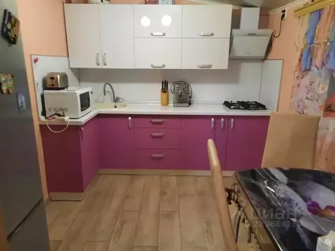 Дом в Крым, Черноморский район, Оленевское с/пос, с. Оленевка ул. ...