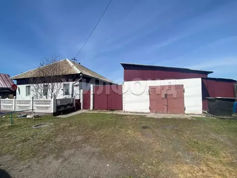Дом в Хакасия, Усть-Абаканский район, с. Калинино Советская ул. (90 м)