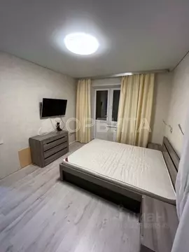 2-к кв. Тюменская область, Тюмень ул. Мельникайте, 2к10 (58.8 м)