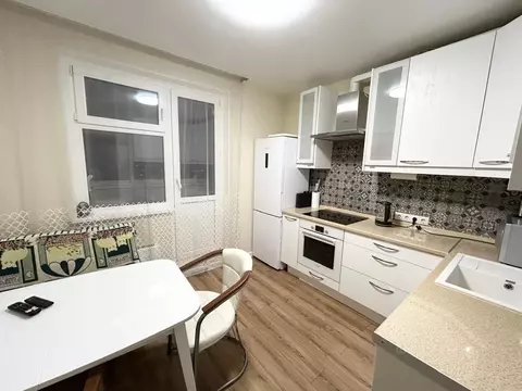 2-к кв. Московская область, Химки Совхозная ул., 25к2 (62.0 м)