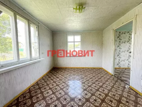 Дом в Новосибирская область, Тогучинский район, с. Усть-Каменка ул. ...