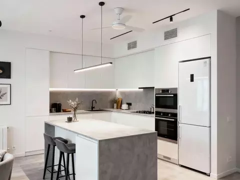 4-к кв. Москва ул. Большая Дмитровка, 9С1 (112.0 м)