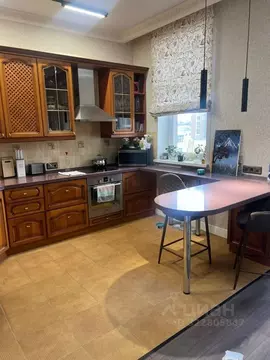 4-к кв. Свердловская область, Екатеринбург ул. Красноармейская, 41 ...