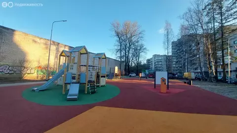 3-комнатная квартира: Гатчина, Рощинская улица, 20 (69.7 м)