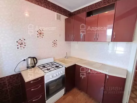 3-к кв. Волгоградская область, Волгоград ул. Дегтярева, 11 (54.7 м)