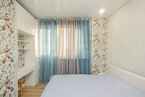 1-к кв. Тюменская область, Тюмень ул. Николая Зелинского, 3 (48.9 м)