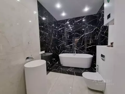 4-к кв. Башкортостан, Уфа ул. Блюхера, 3/8 (145.0 м)