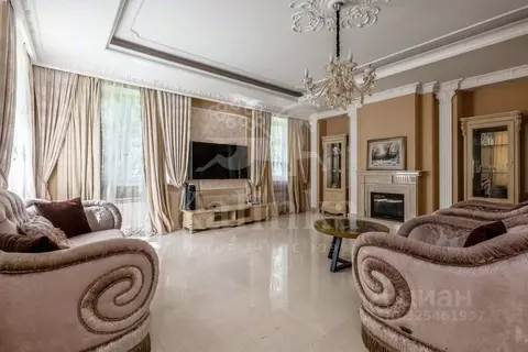 Дом в Московская область, Одинцовский городской округ, с. Успенское ...