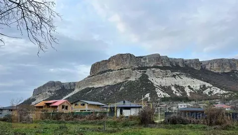 Участок в Крым, Бахчисарайский район, Куйбышевское с/пос, с. Малое ...