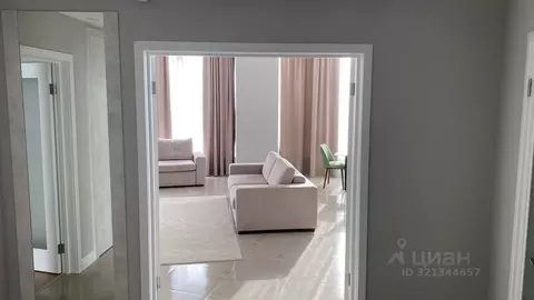 2-к кв. Свердловская область, Екатеринбург ул. Бориса Ельцина, 6 (90.0 ...