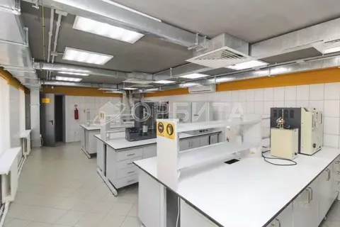 Помещение свободного назначения в Тюменская область, Тюмень ул. ...