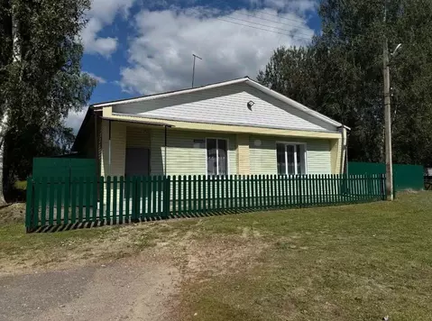 Дом в Брянская область, Дубровский район, Пеклинское с/пос, д. ...