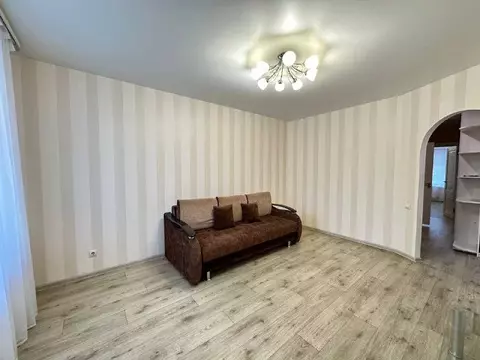 2-к кв. Татарстан, Казань ул. Азата Аббасова, 8 (50.0 м)