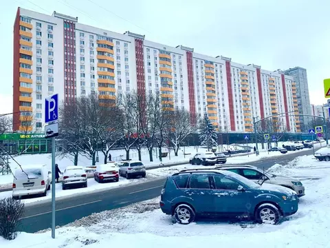 3-к кв. Москва Славянский бул., 9К1 (70.0 м)