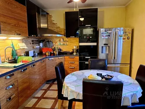 3-к кв. Москва ул. Грина, 34К1 (90.0 м)