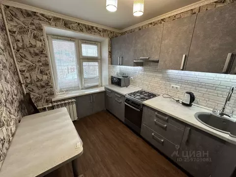 2-к кв. Нижегородская область, Нижний Новгород ул. Максима Горького, ...