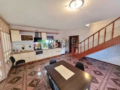 Коттедж в Саратовская область, с. Багаевка ул. Мичурина, 32 (199 м)