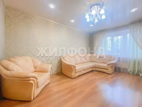 3-к кв. Новосибирская область, Новосибирск Родники мкр, ул. ...