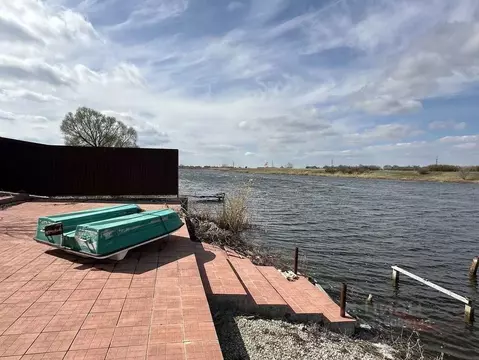 Дом в Самарская область, Богатовский район, Виловатое с/пос, с. ...