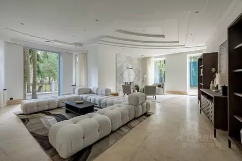 Дом в Московская область, Одинцовский городской округ, д. Новодарьино, ...