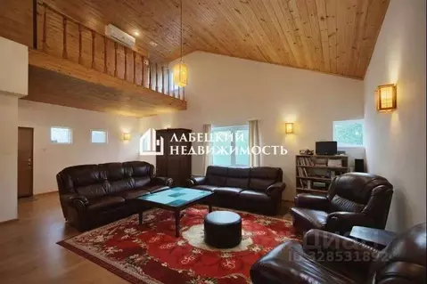 Дом в Ленинградская область, Выборгский район, Рощинское городское ...