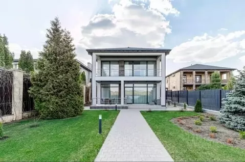 Дом в Московская область, Истра муниципальный округ, д. Новинки ул. ...