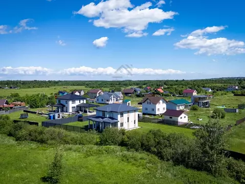 Дом в Ленинградская область, Ломоносовский район, Ропшинское с/пос, ...
