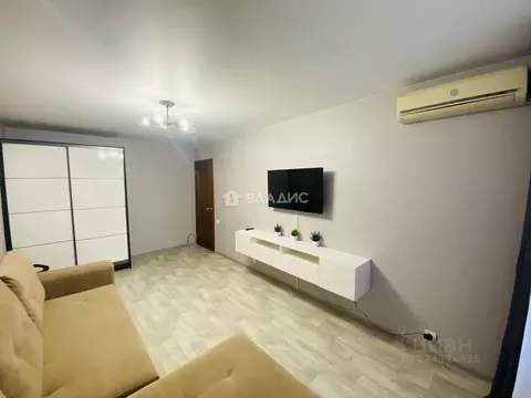 2-к кв. Волгоградская область, Волгоград бул. Энгельса, 3 (43.4 м)