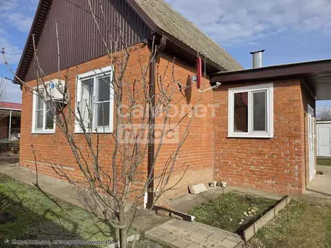 Дом в Краснодарский край, Динской район, Пластуновское с/пос, ...