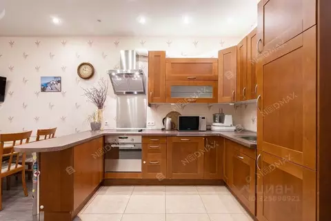 1-к кв. Санкт-Петербург ул. Большая Зеленина, 8к2 (56.4 м)