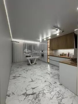 2-к кв. Тюменская область, Тюмень Новгородская ул., 14 (73.2 м)