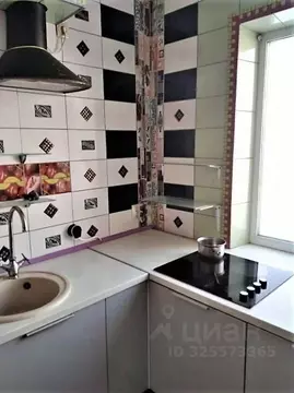 1-к кв. Омская область, Омск ул. Завертяева, 9к6 (35.0 м)