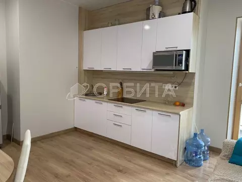 1-к кв. Тюменская область, Тюмень ул. 50 лет Октября, 4 (46.7 м)