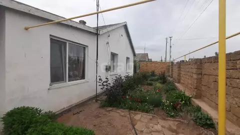 Дом в Крым, Сакский район, Охотниковское с/пос, с. Орлянка пер. ...