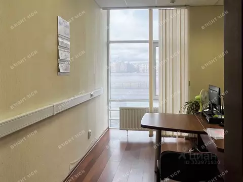 Офис в Санкт-Петербург наб. Воскресенская, 4 (518 м)
