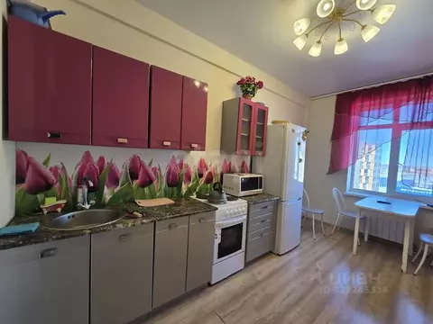 3-к кв. Ямало-Ненецкий АО, Новый Уренгой Славянский мкр, 1/3 (68.5 м)