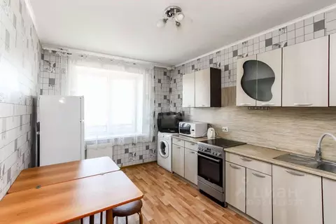 1-к кв. Тюменская область, Тюмень ул. Ю.-Р.Г. Эрвье, 10к1 (39.6 м)