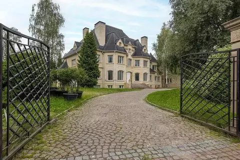 Дом в Московская область, Истра муниципальный округ, д. Захарово ул. ...