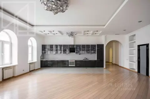 4-к кв. Москва ул. Арбат, 32 (200.0 м)