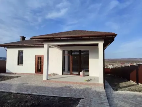 Дом в Крым, Симферопольский район, Трудовское с/пос, с. Денисовка ул. ...